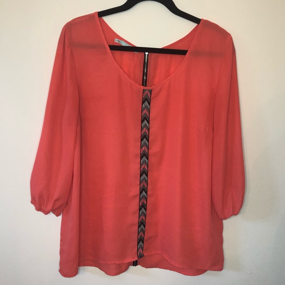 Chevron front/zipper back blouse